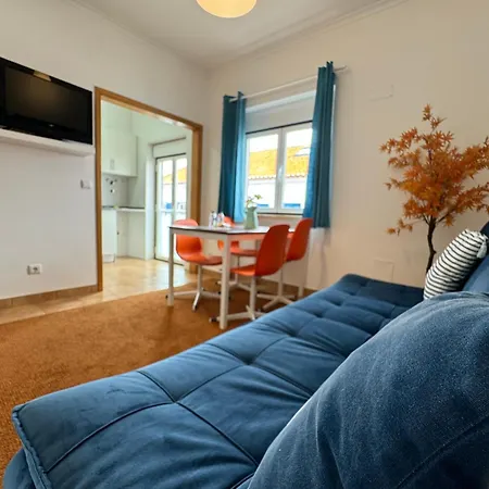 Ericeira Apartments אריסרייה