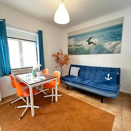 Ericeira Apartments אריסרייה